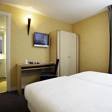 Hotel Ibis Styles Eiffel Cambronne Parigi