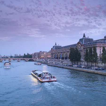 Ibis Styles Eiffel Cambronne Hotel
