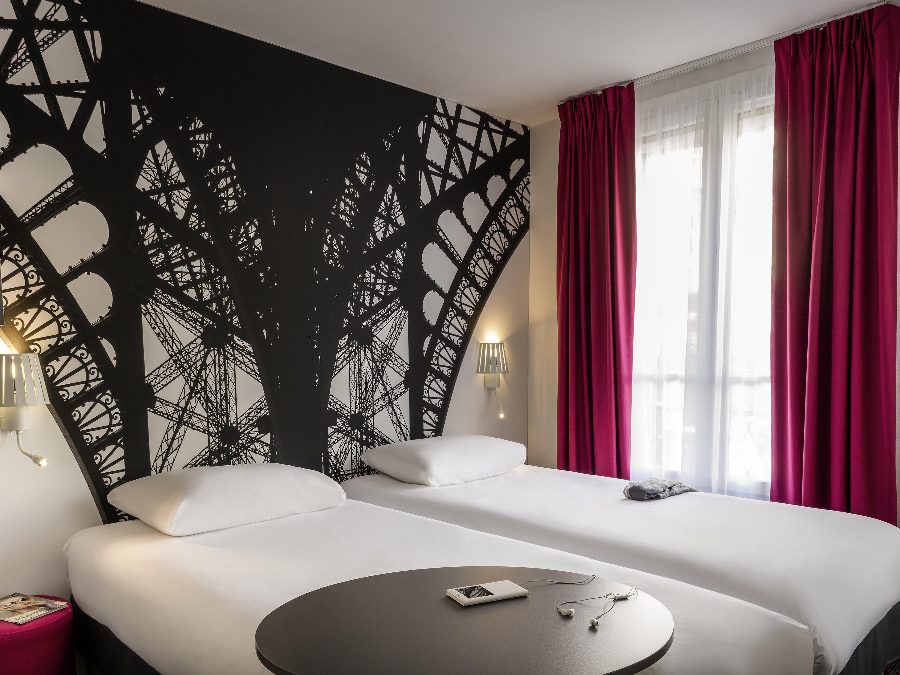 Ibis Styles Eiffel Cambronne Hotel 3*