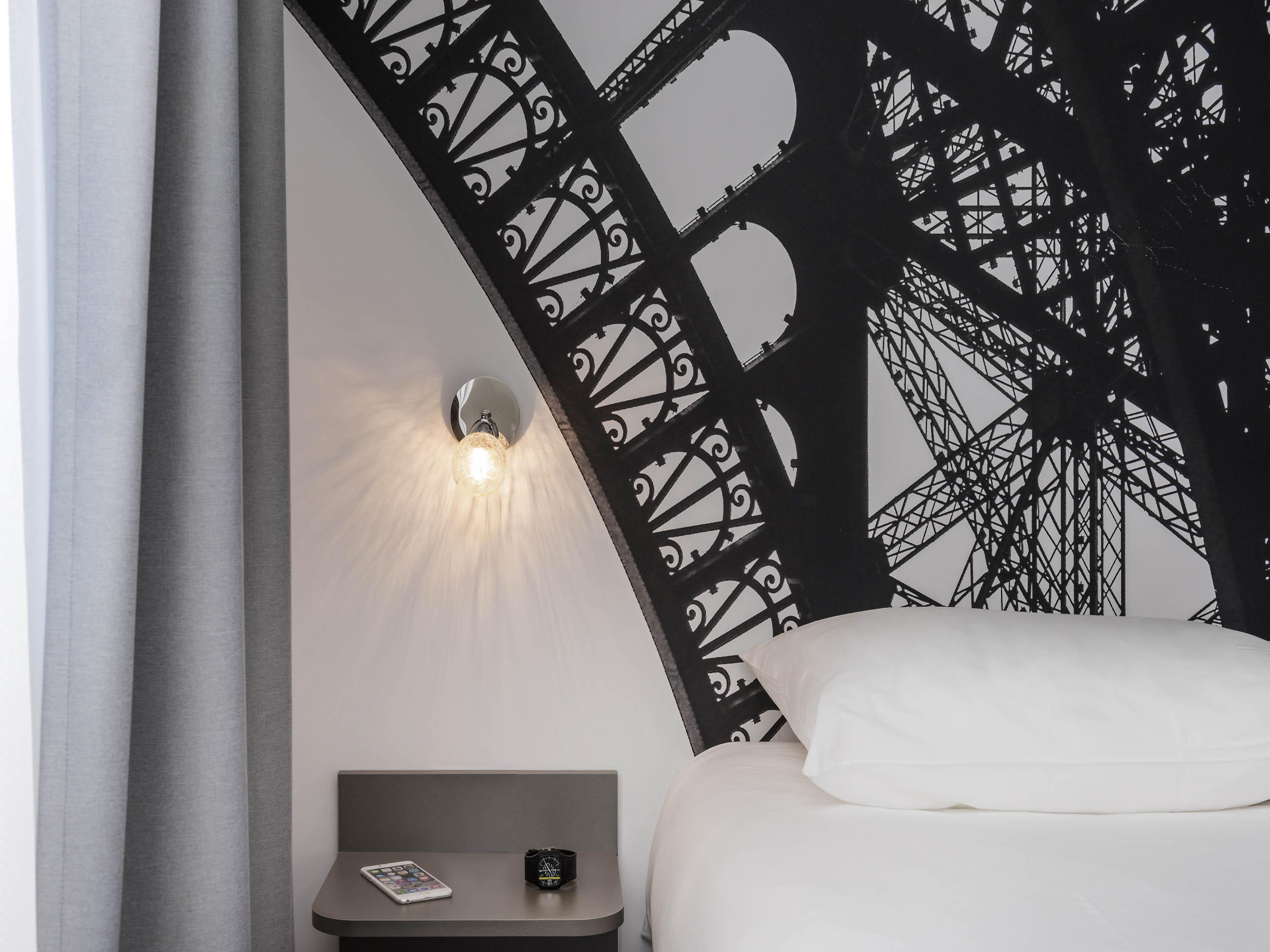 Ibis Styles Eiffel Cambronne Hotel 3*