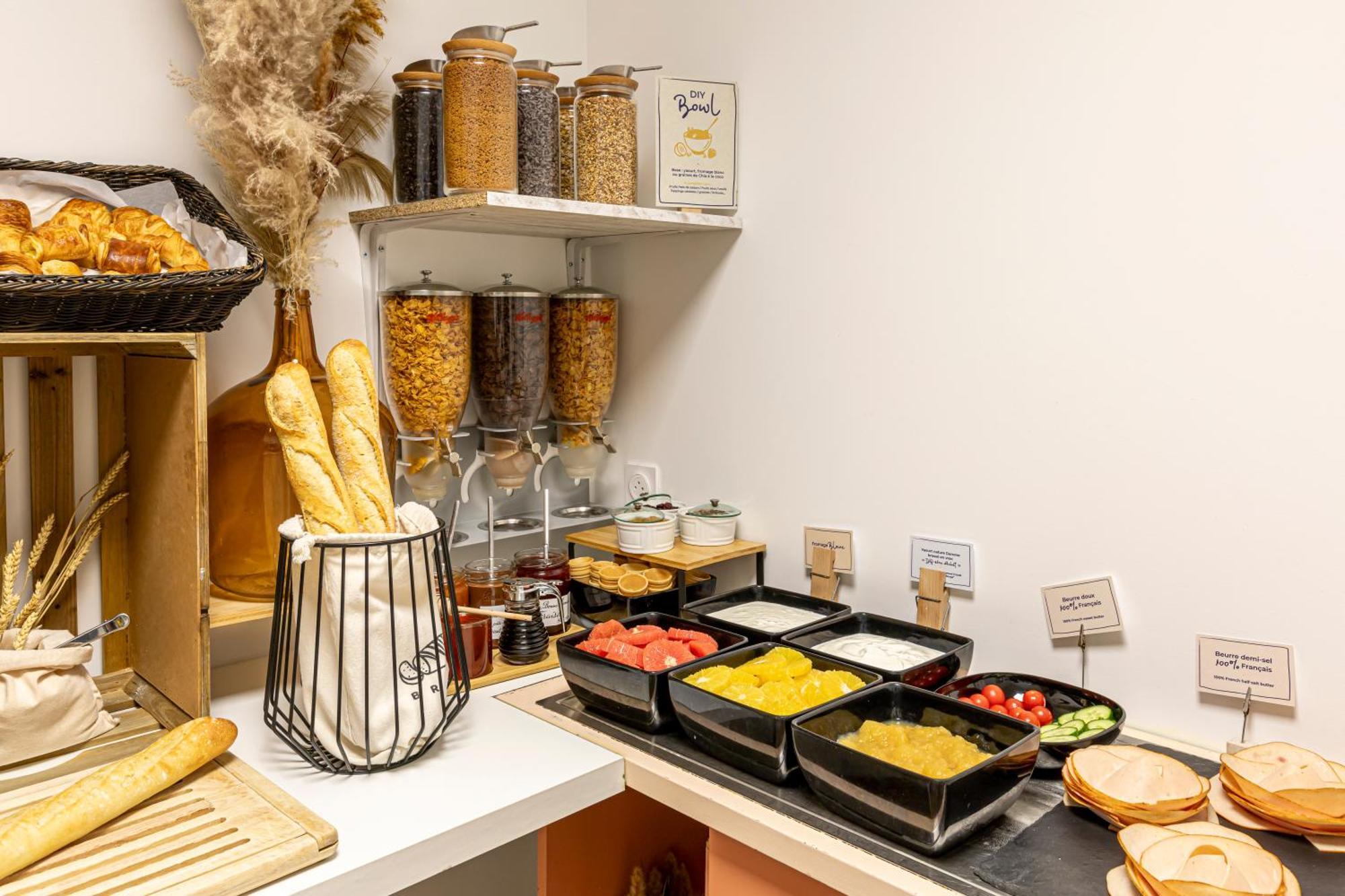 Ibis Styles Eiffel Cambronne Hotel Parigi