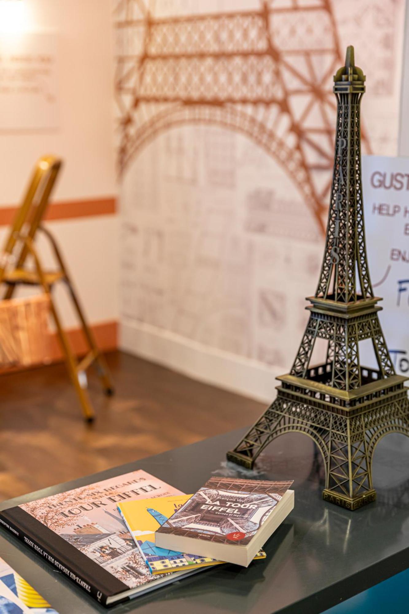 Ibis Styles Eiffel Cambronne Hotel 3*