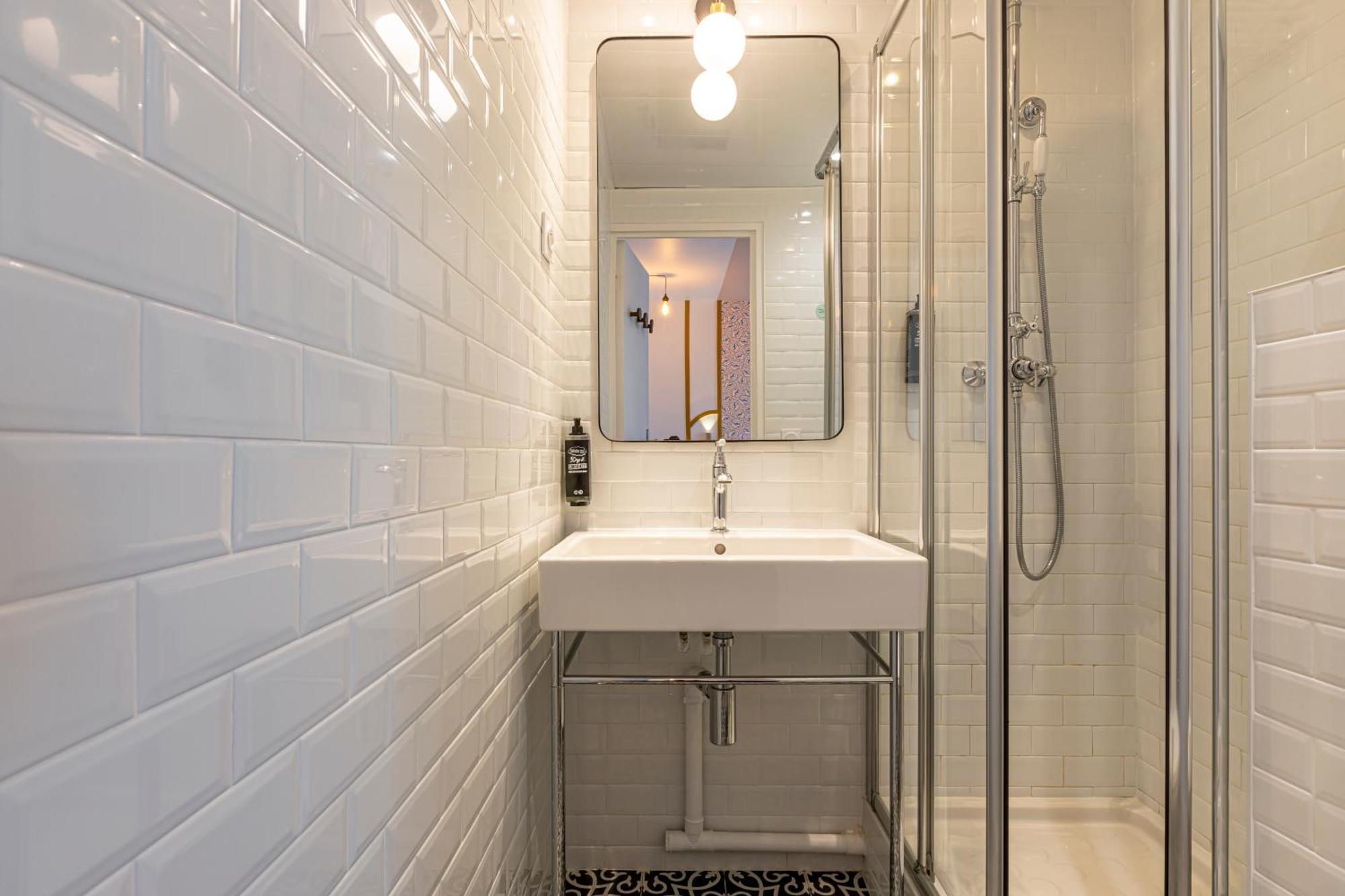 Hotel Ibis Styles Eiffel Cambronne 3*