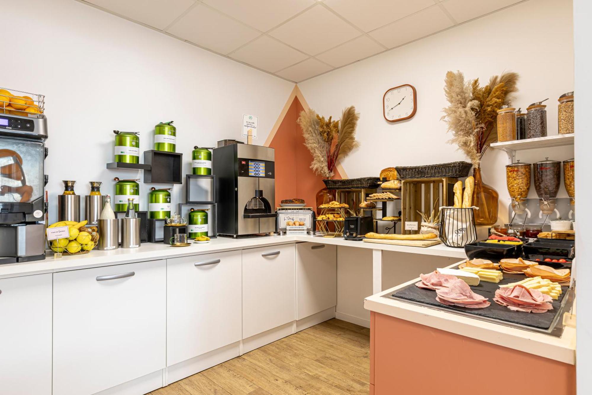 Ibis Styles Eiffel Cambronne Paris