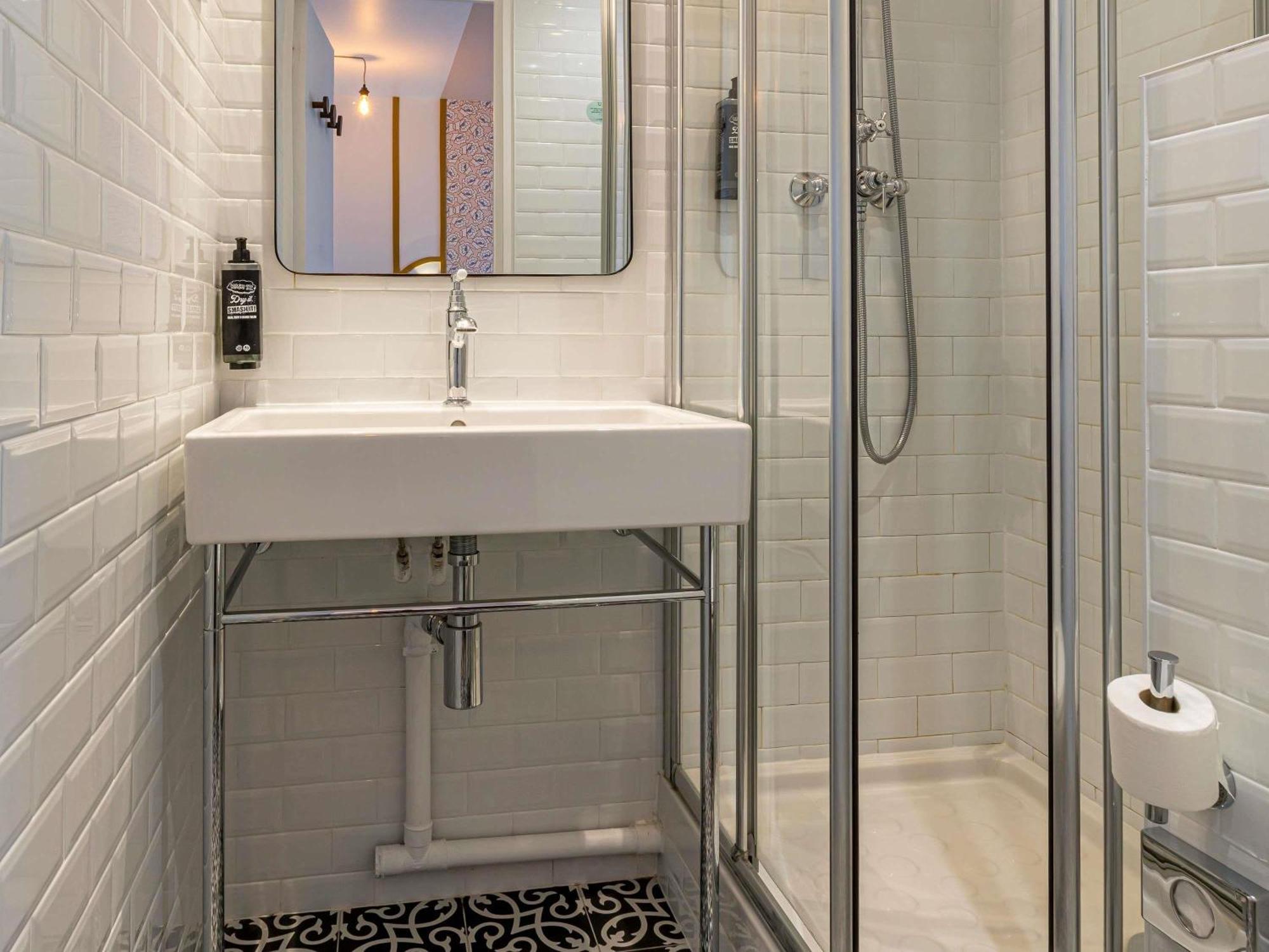 Ibis Styles Eiffel Cambronne 3*