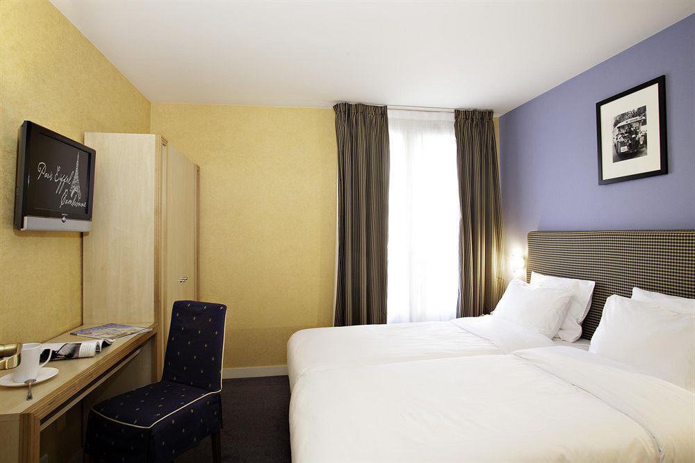 Ibis Styles Eiffel Cambronne Hotel